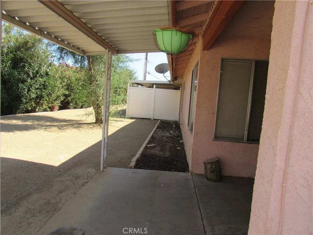 28030 Pebble Beach Drive, Menifee, California 92586 home-pic-30